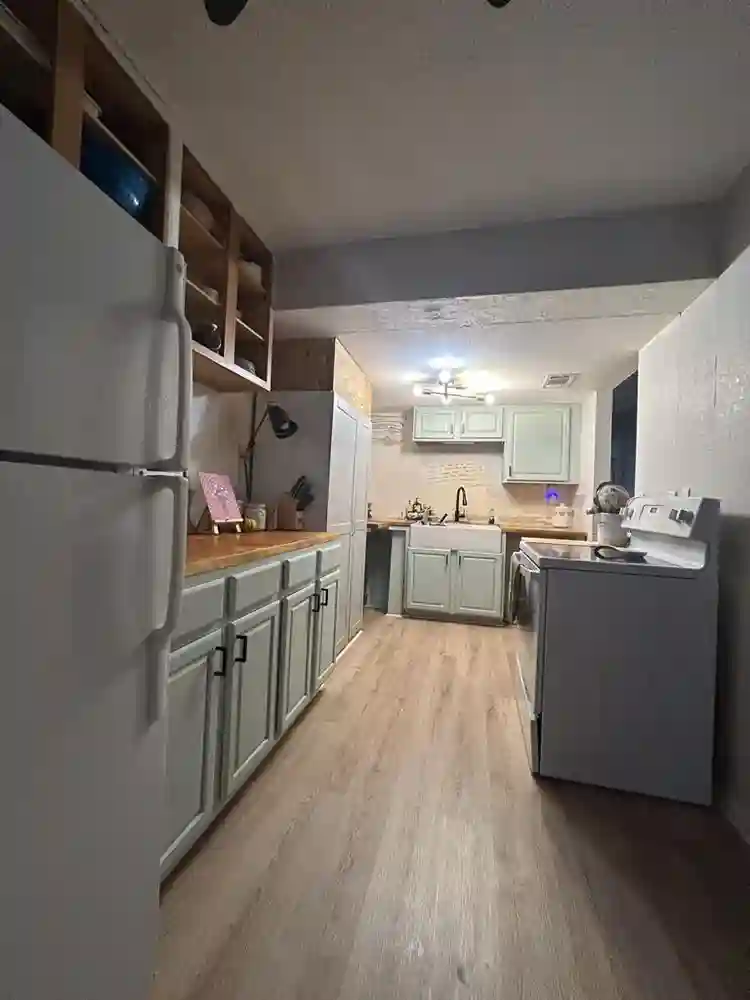 all inclusive room for rent