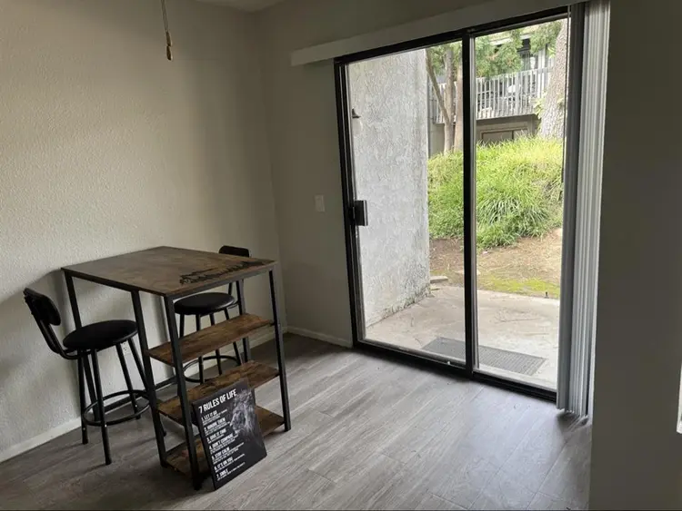 Master bedroom for rent