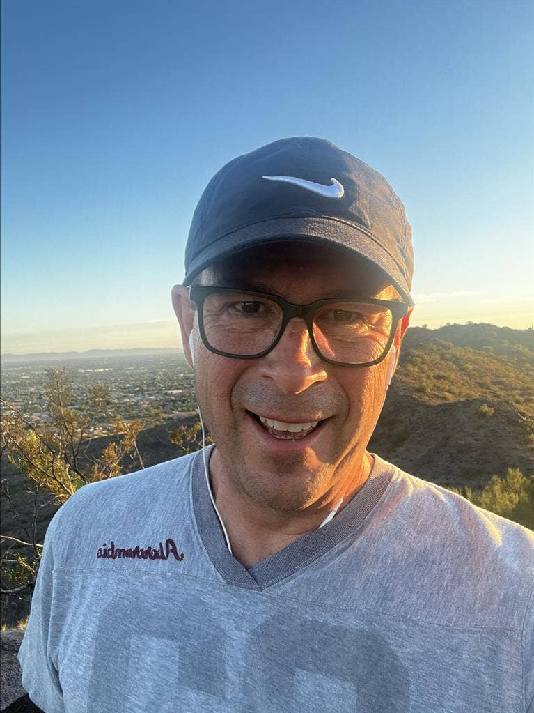 Great room in 3BR apartment!