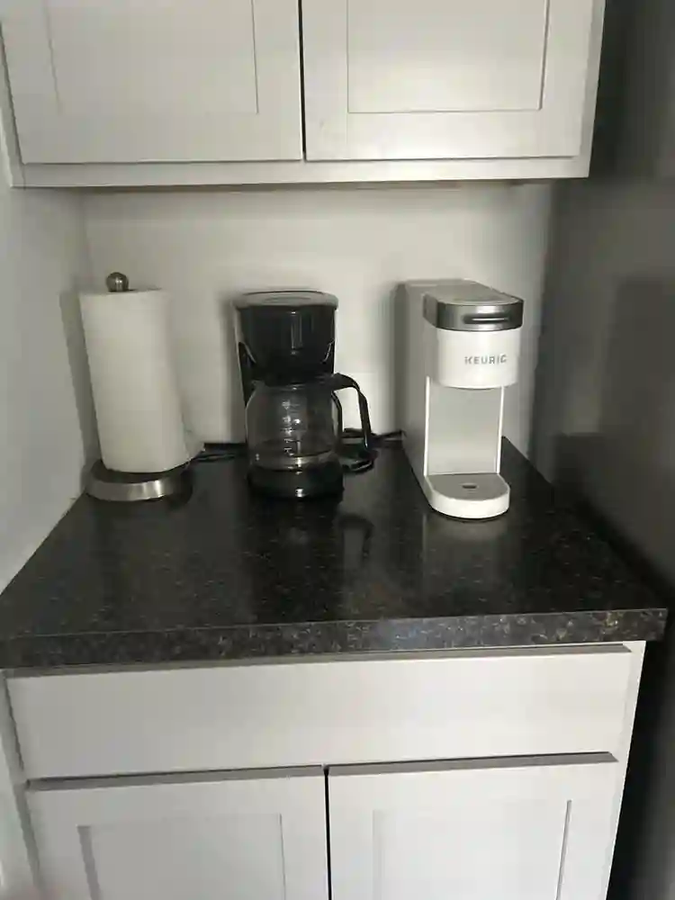 Cozy Bedroom & Bathroomm