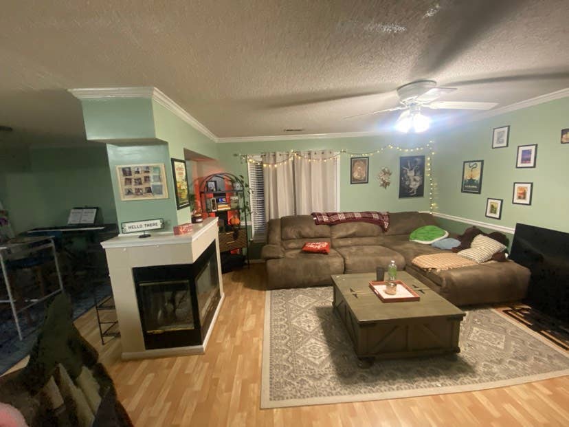 Room in nice neighborhood