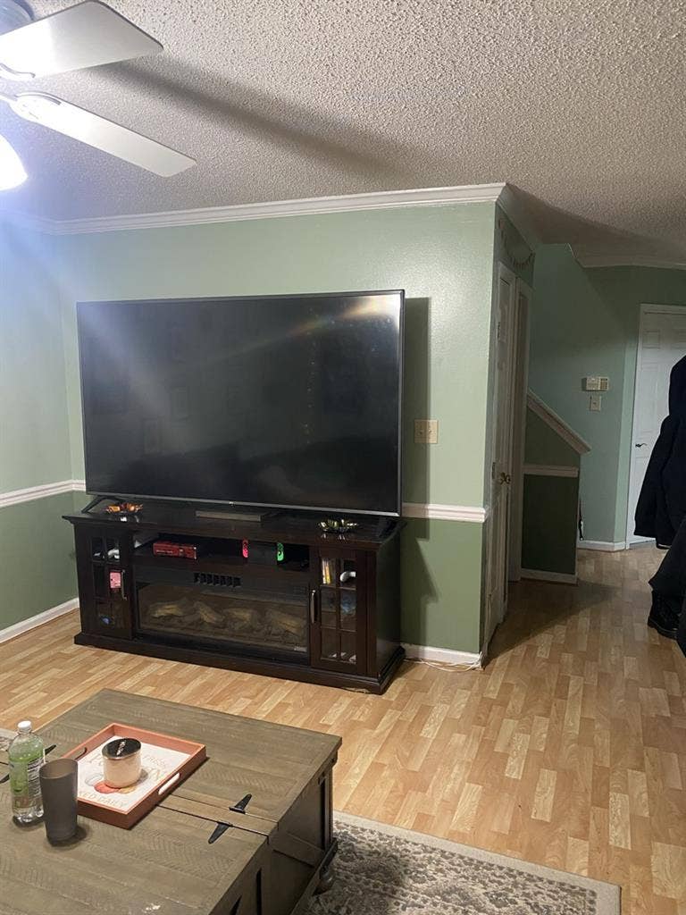 Room in nice neighborhood