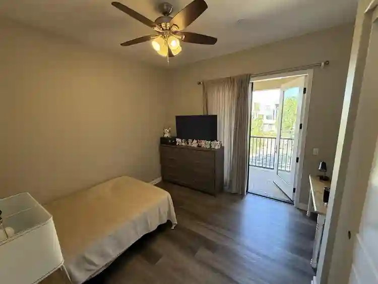 Fully Furnished Room in Irvine