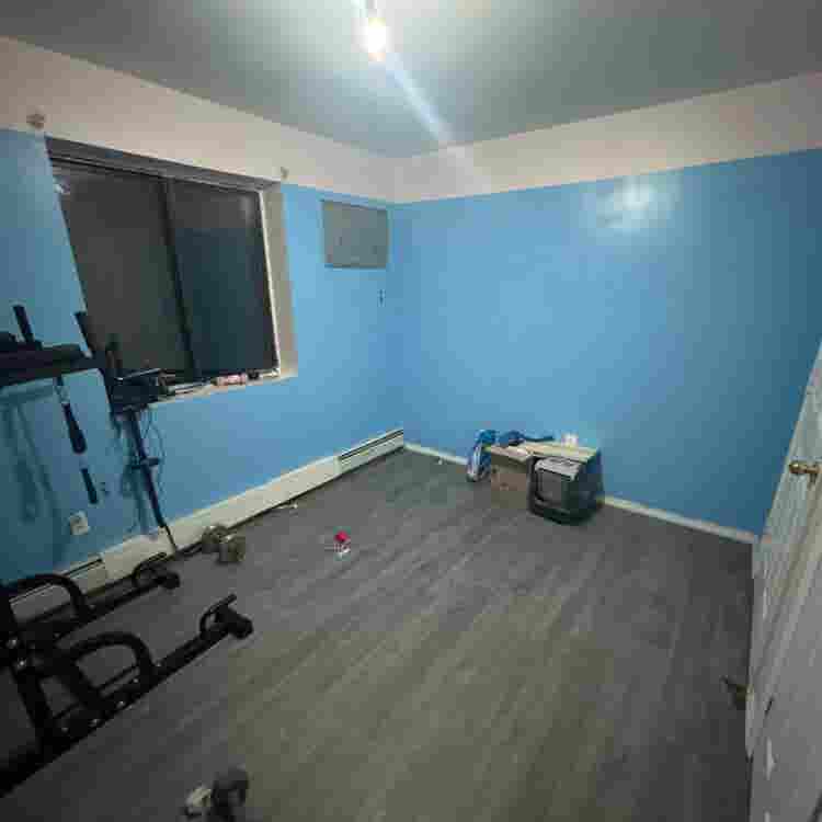 Renting a room in Corona queens