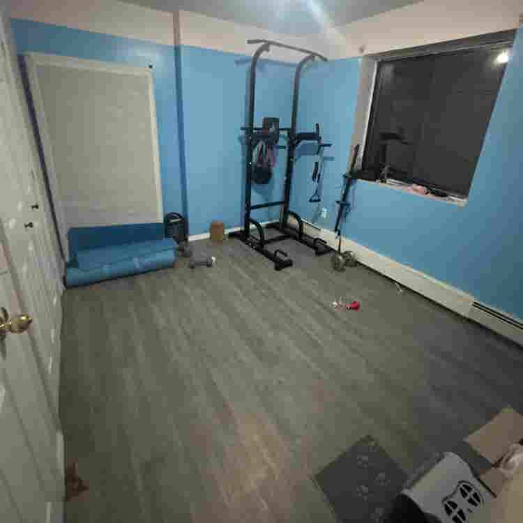 Renting a room in Corona queens