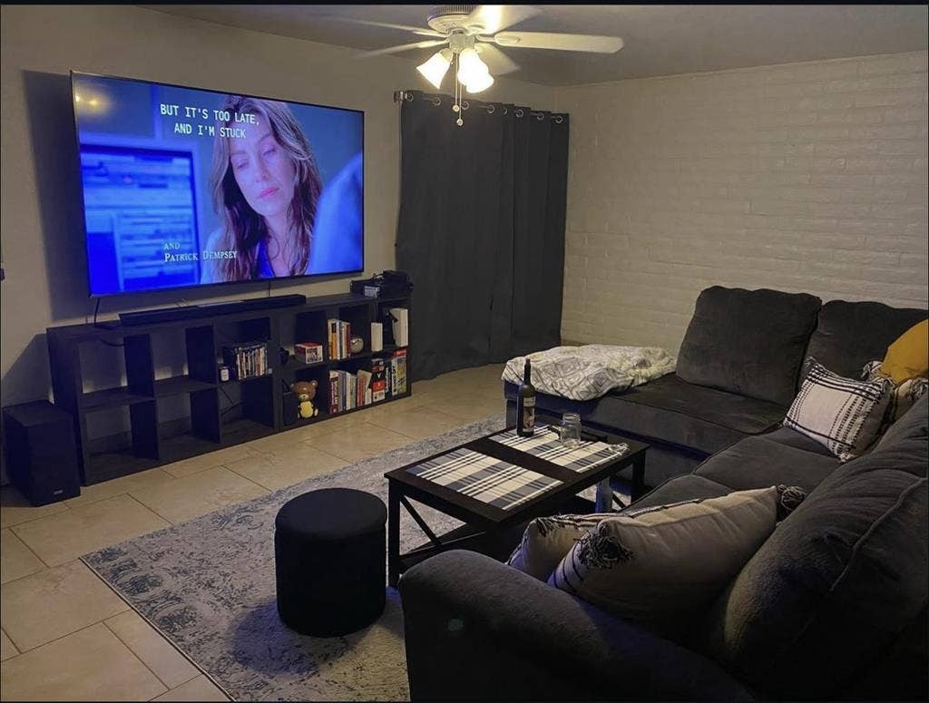 Master bedroom for rent right byTMC