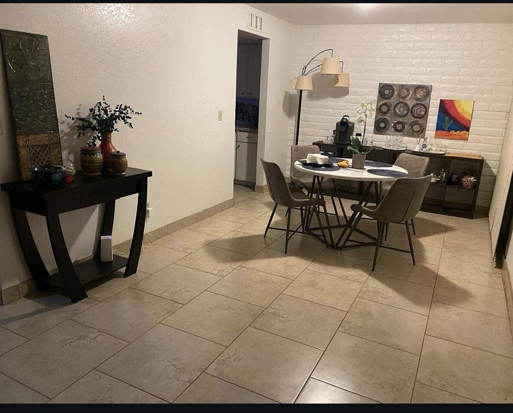 Master bedroom for rent right byTMC
