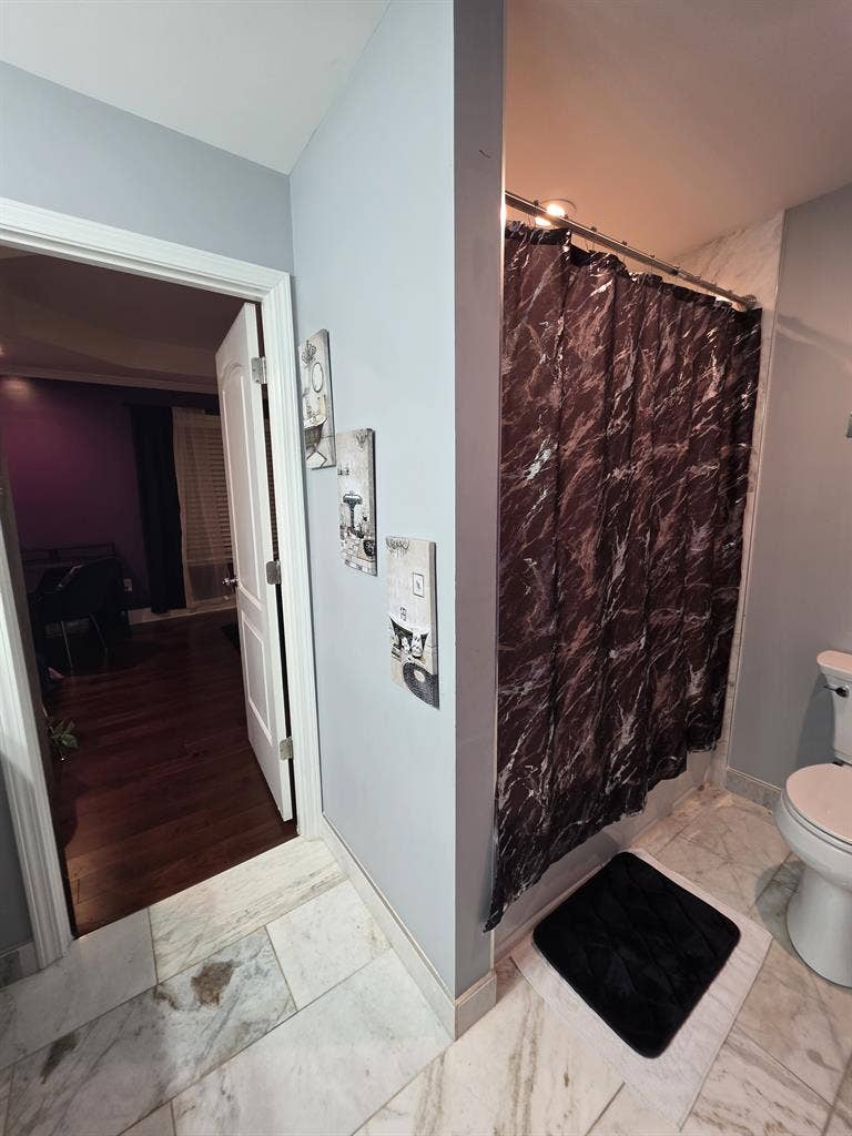 Beautiful Private Suite in Decatur