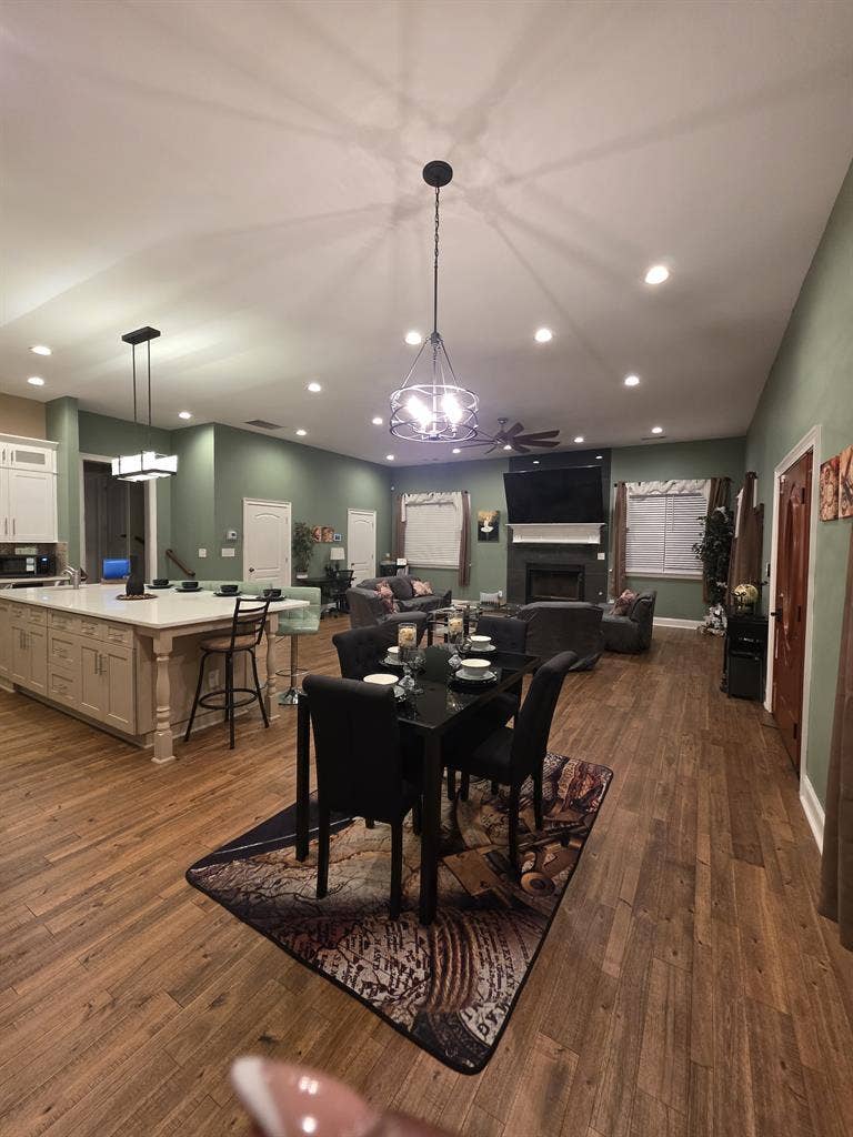 Beautiful Private Suite in Decatur