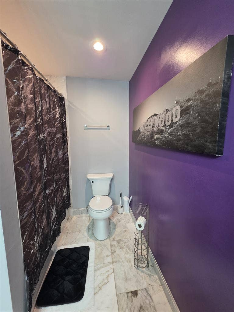 Beautiful Private Suite in Decatur