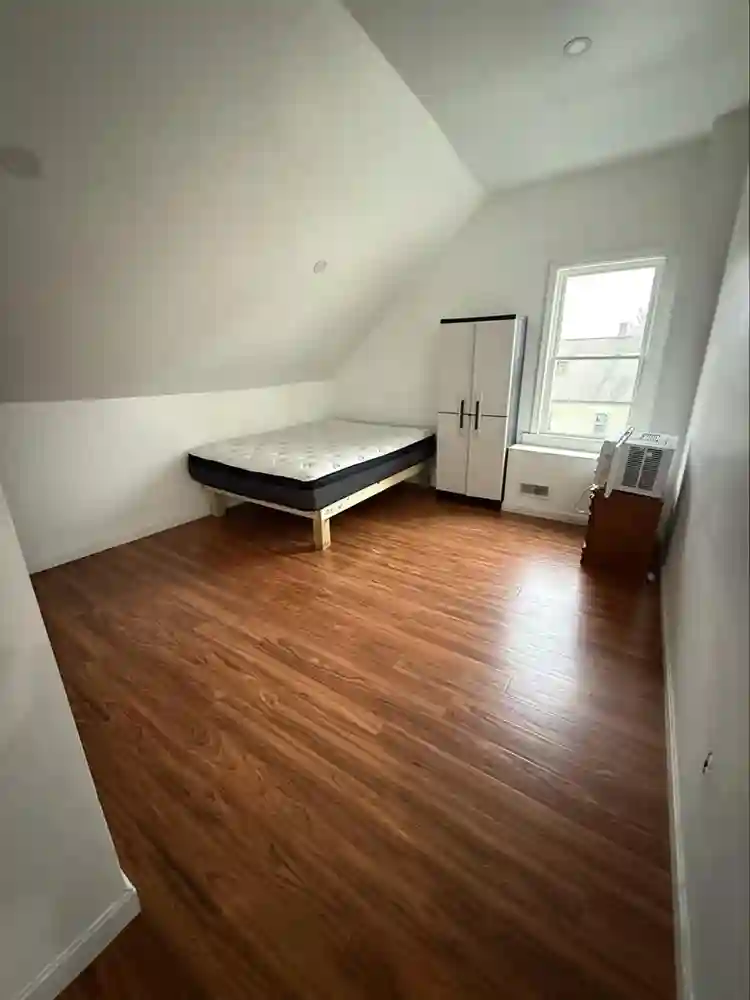 Two Bedroom Apt Everything Included