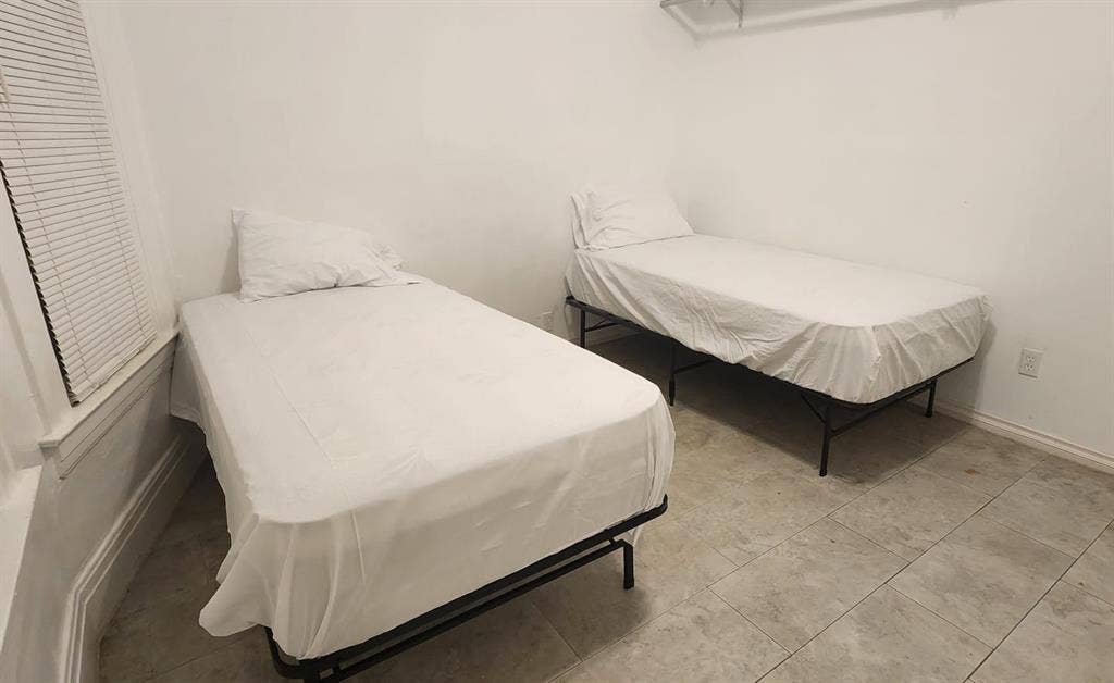 Room for rent South LA