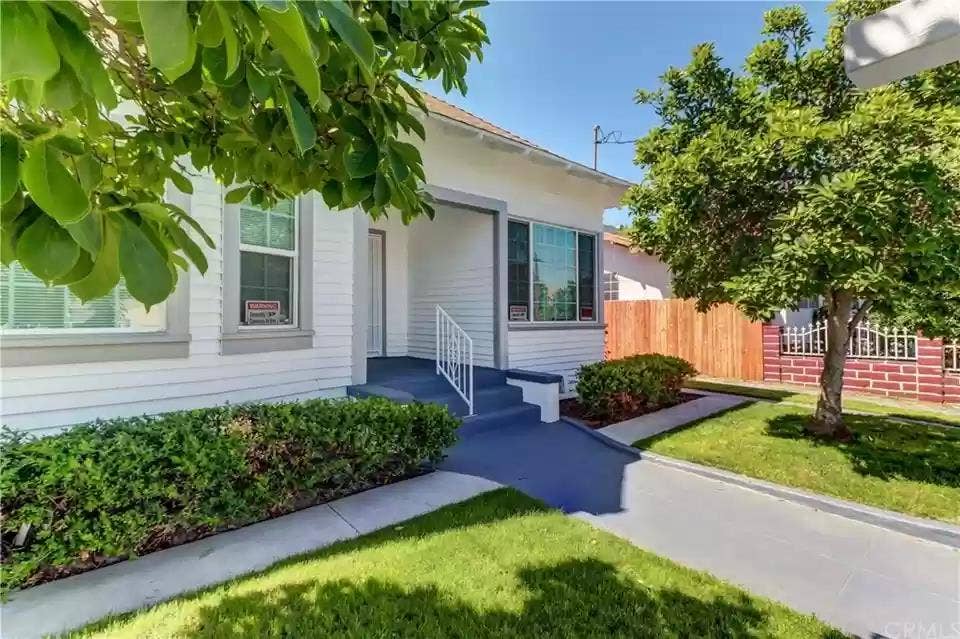 Room for rent South LA