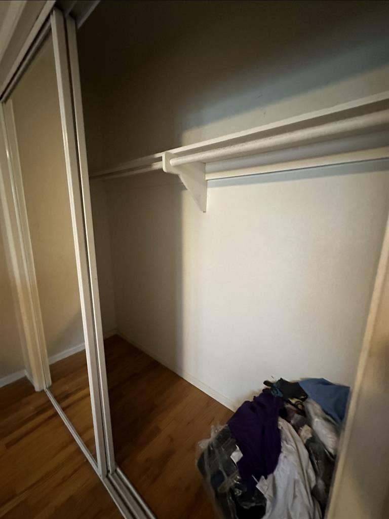 Bedroom available in WeHo in Jan