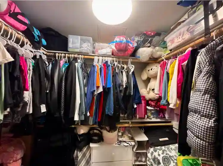 Luxury Room – Female Roommate