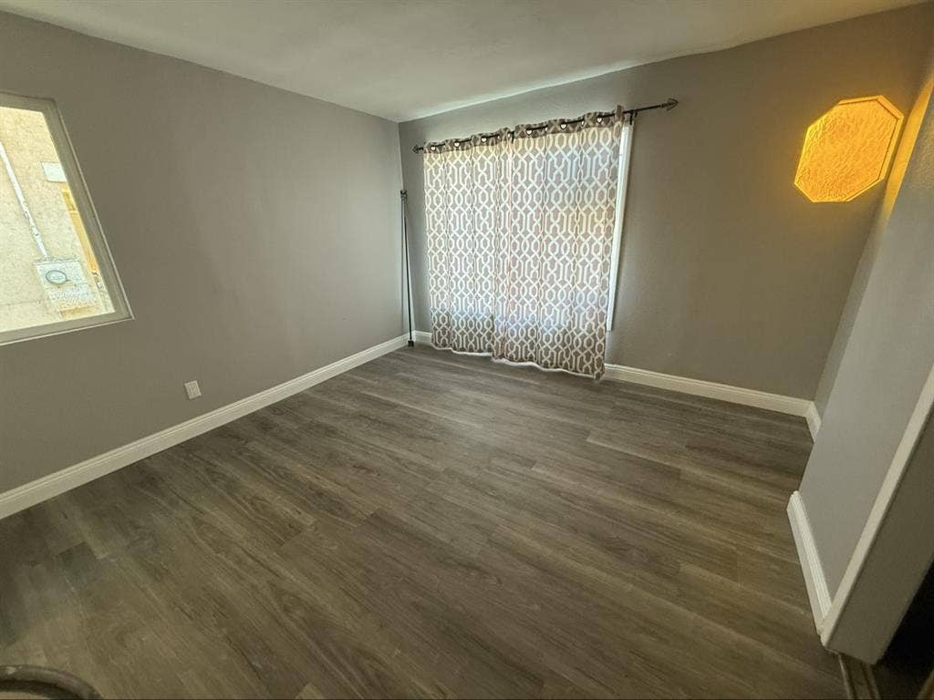 2 bedrooms/1 bath
for rent near USC