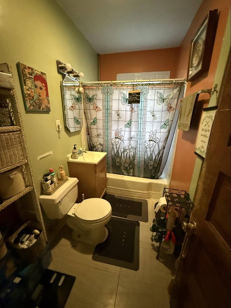 The Tan Room is Available!