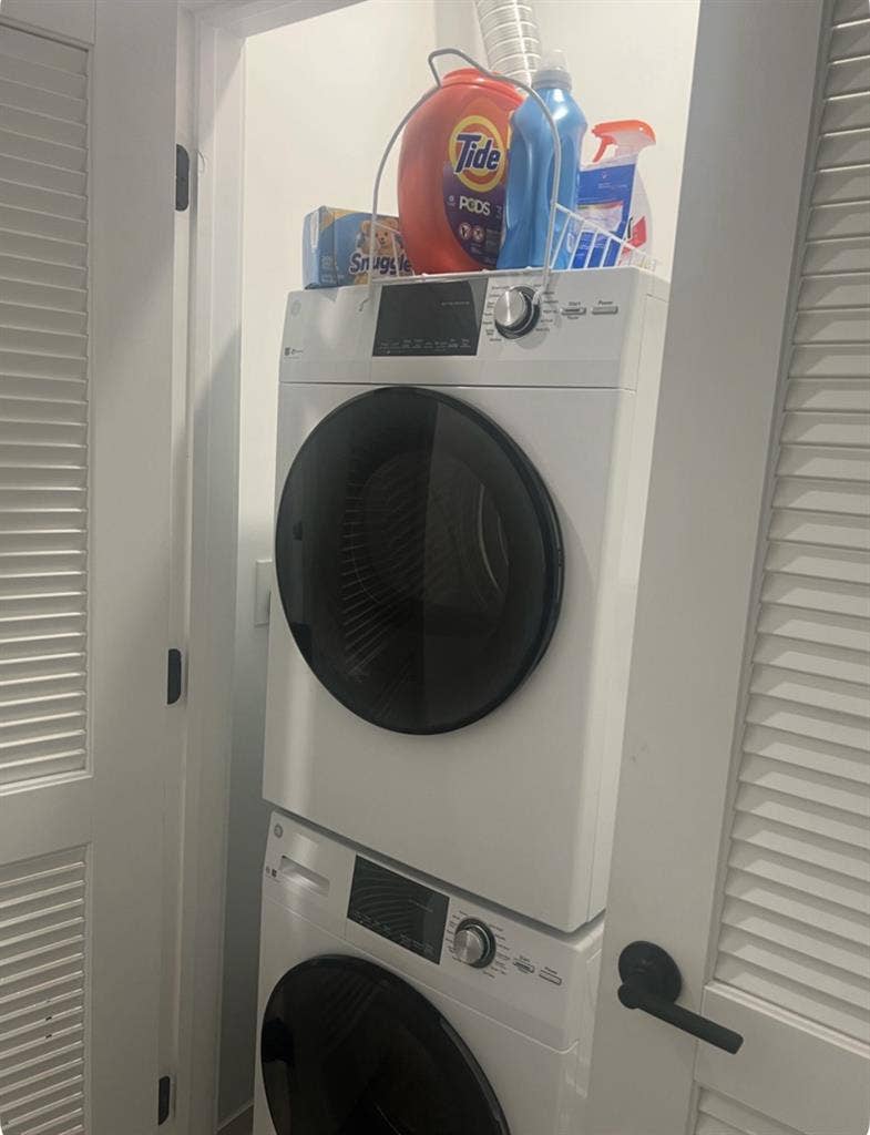 2 Rooms will be available Decemberr