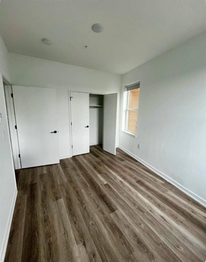 2 Rooms will be available Decemberr