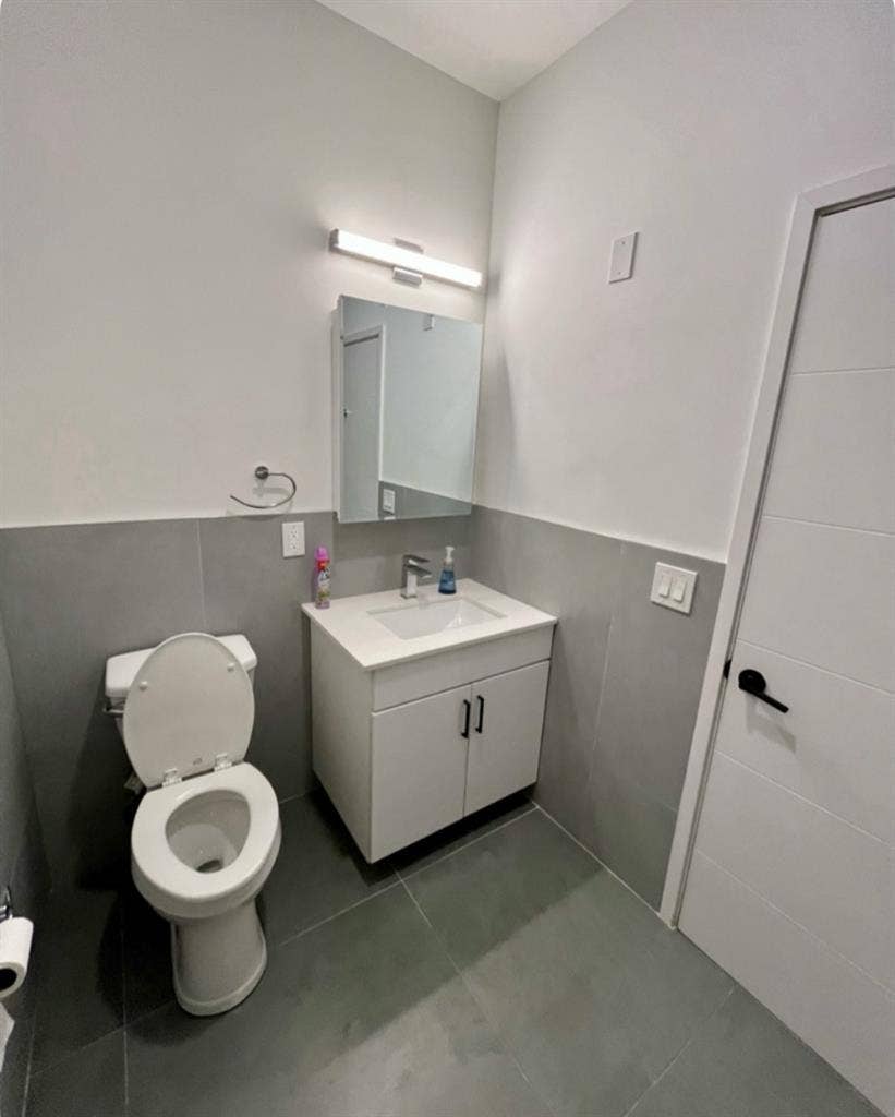 2 Rooms will be available Decemberr