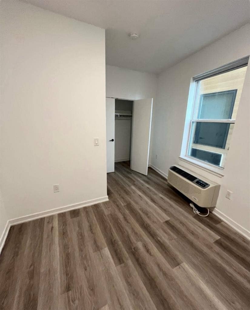 2 Rooms will be available Decemberr