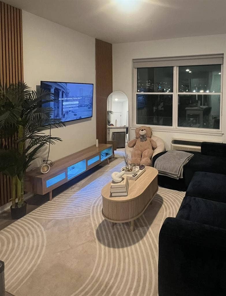 2 Rooms will be available Decemberr