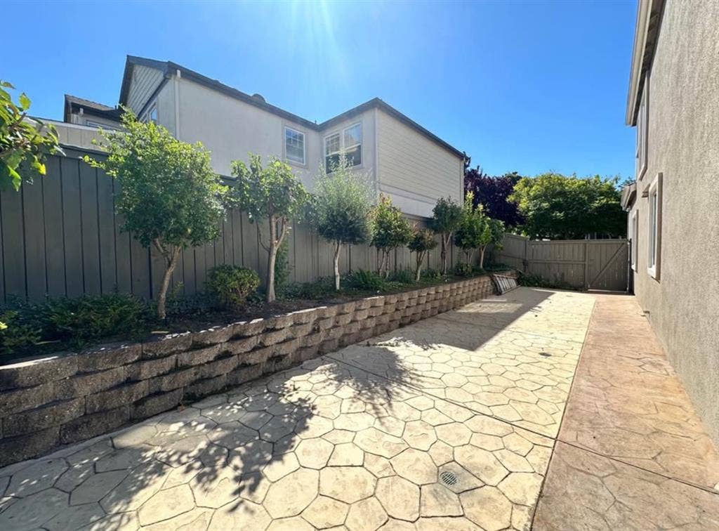 2 Rooms for rent in Hercules CA