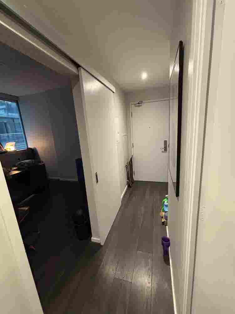 Room for rent in Downtown Toronto
