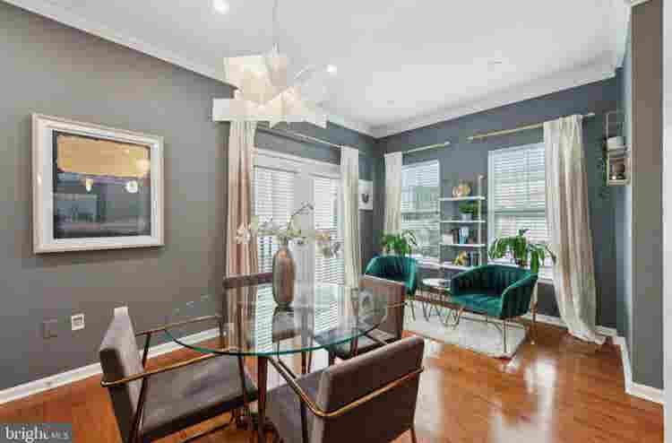 Modern Bath Condo for rent