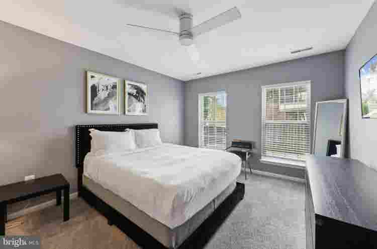 Modern Bath Condo for rent