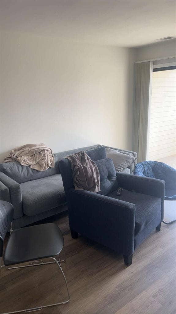 Looking for a roommate asap. $.