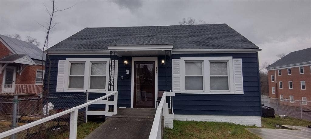 4 BR in Durham