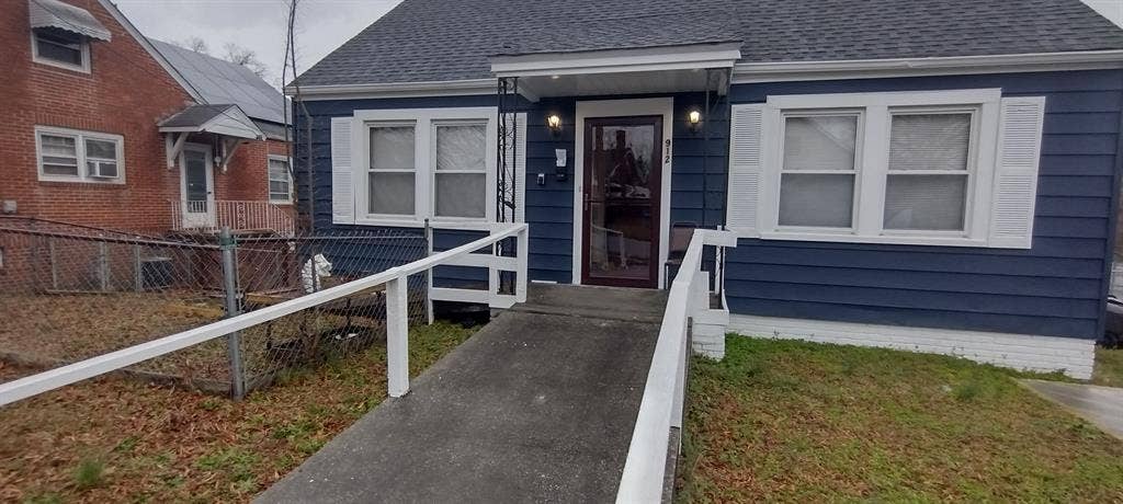 4 BR in Durham