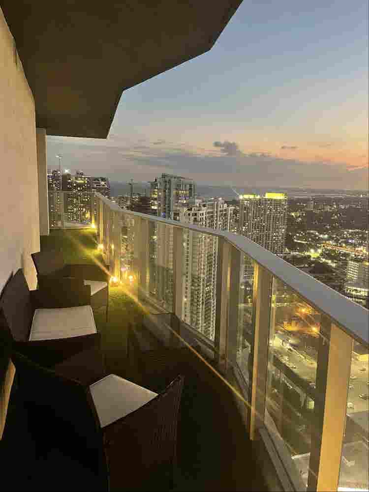 Penthouse with amazing city view!