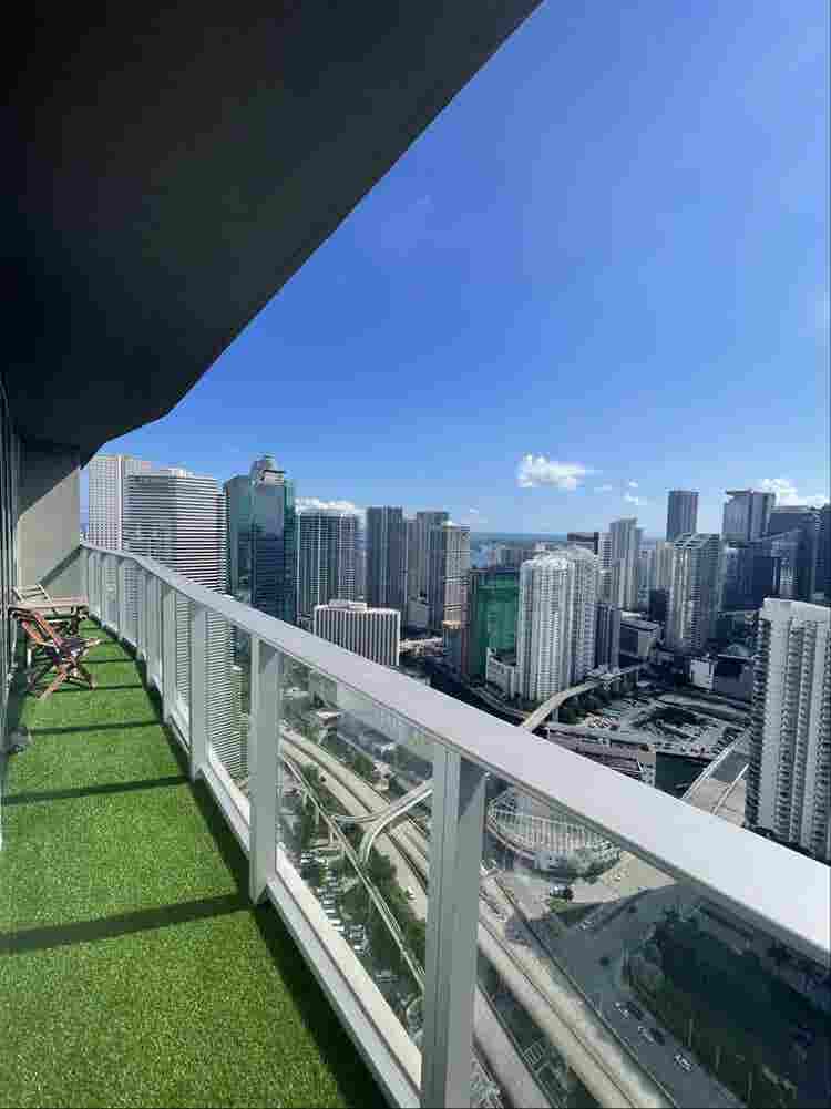 Penthouse with amazing city view!