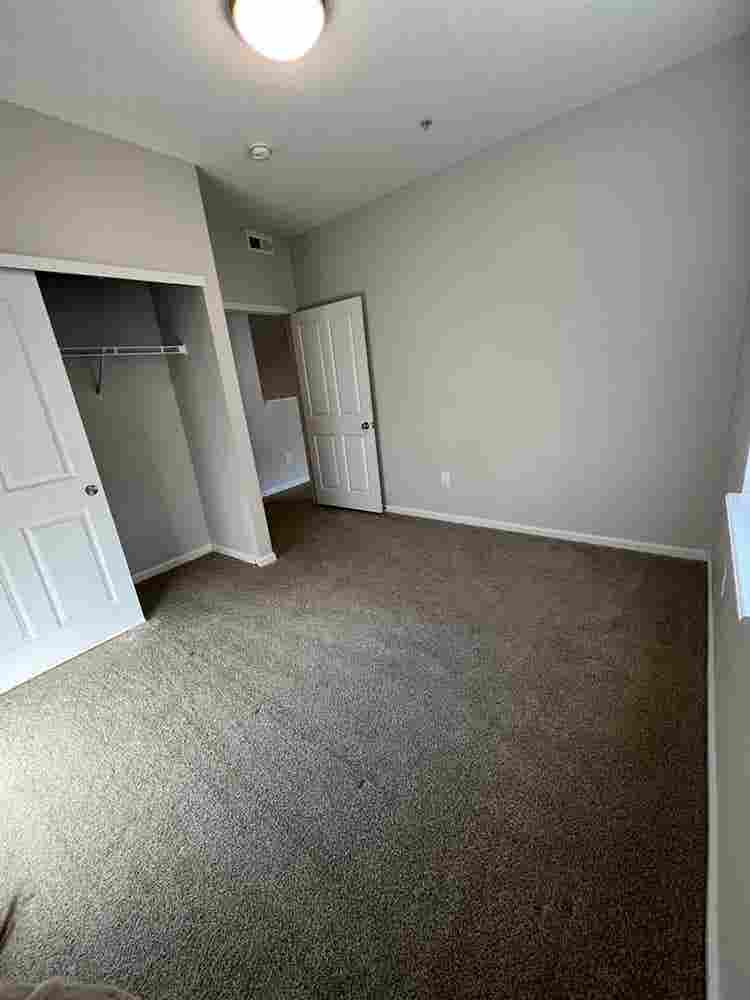 Lease Takeover - November RENT FREE