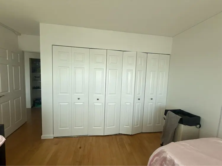Big room (sublet/take over lease)