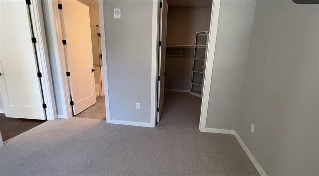 Pretty downtown apartment :)