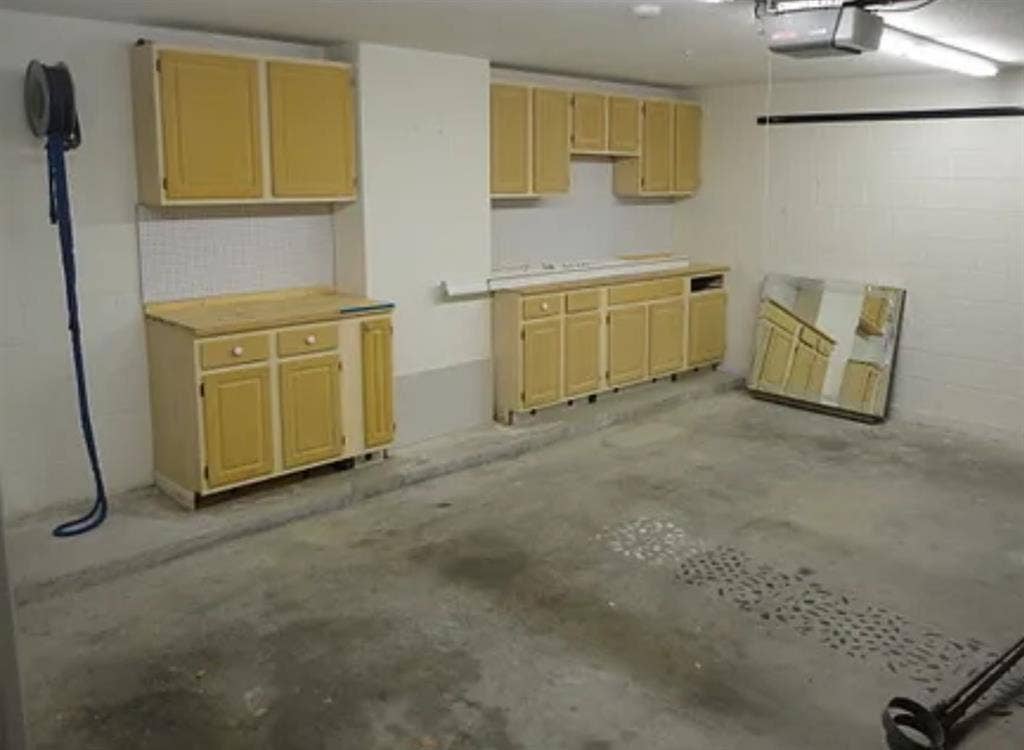 Safe townhome with car garage