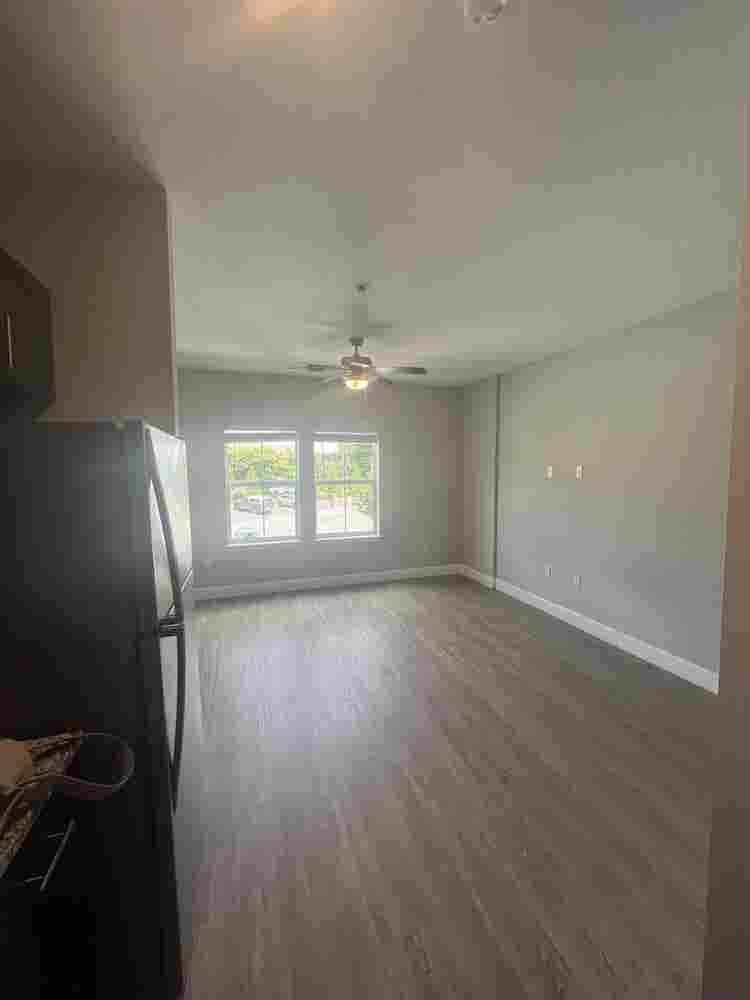 Studio for Sublease!!