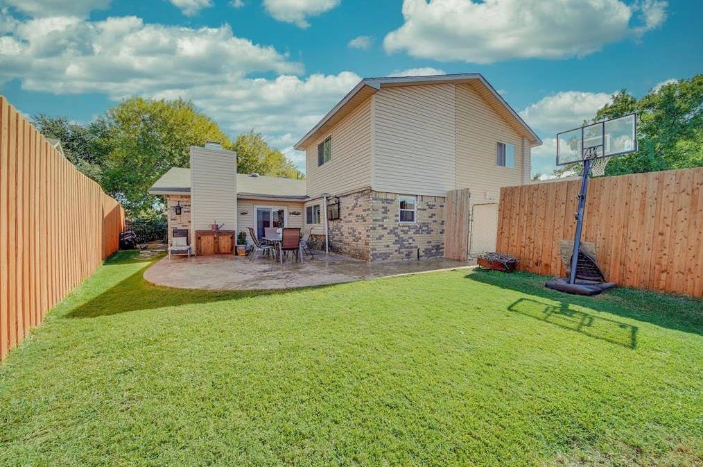 Private Room for Rent in The Colony