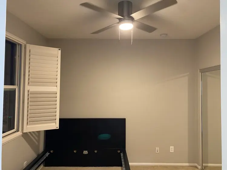 Private upstairs bed/bath & view