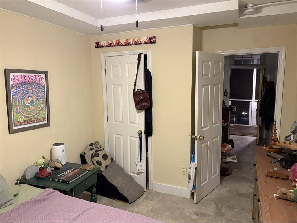 Sublease available for Dec-July