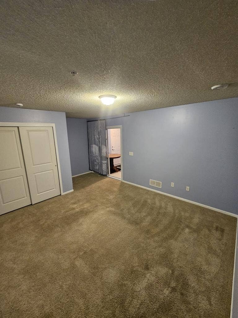 Two rooms to choose from