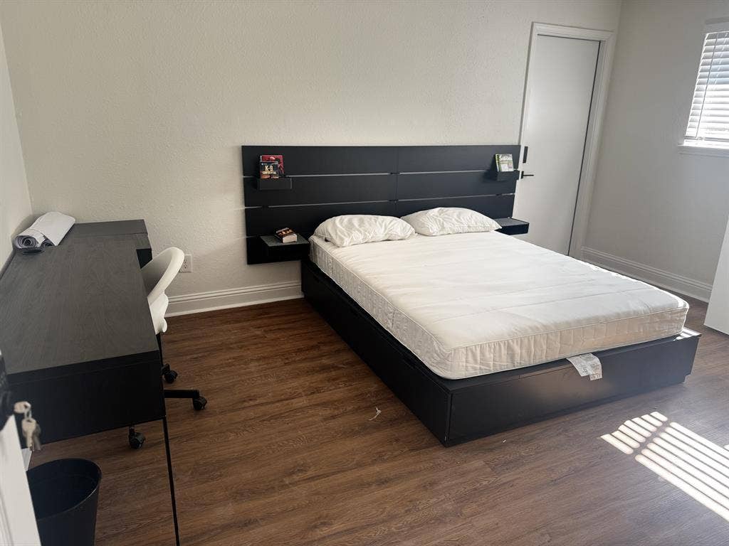 Co-Living Rooms For Rent