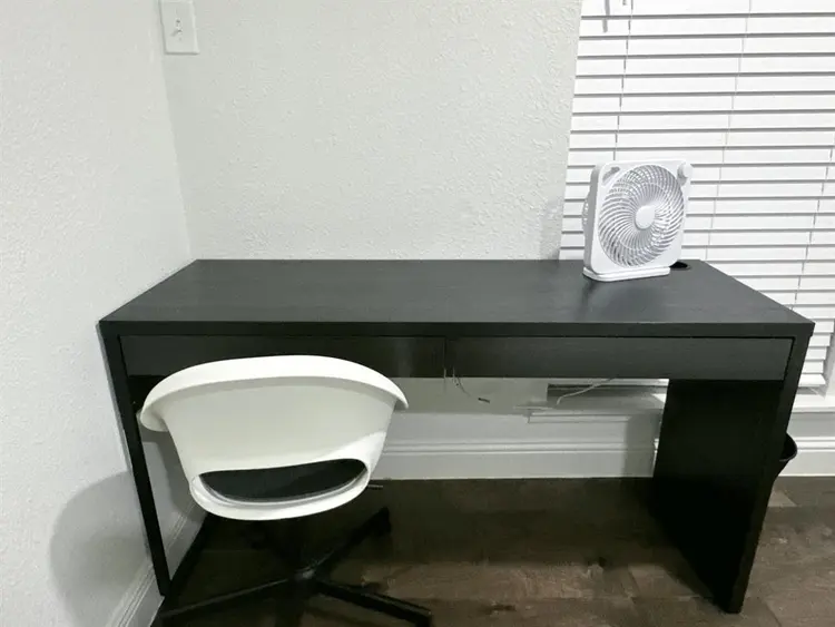 Co-Living Rooms For Rent