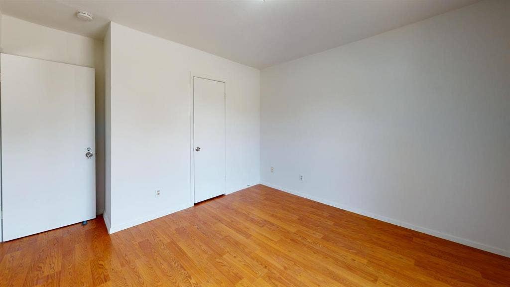 1 BR in Arlington