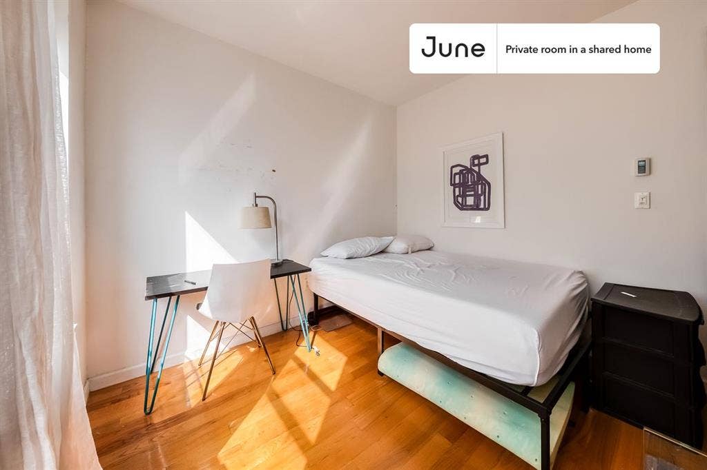 6 BR in New York City