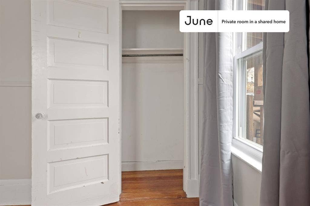 3 BR in Boston