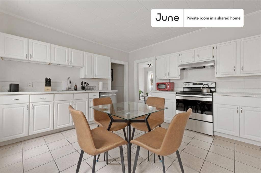 3 BR in Boston
